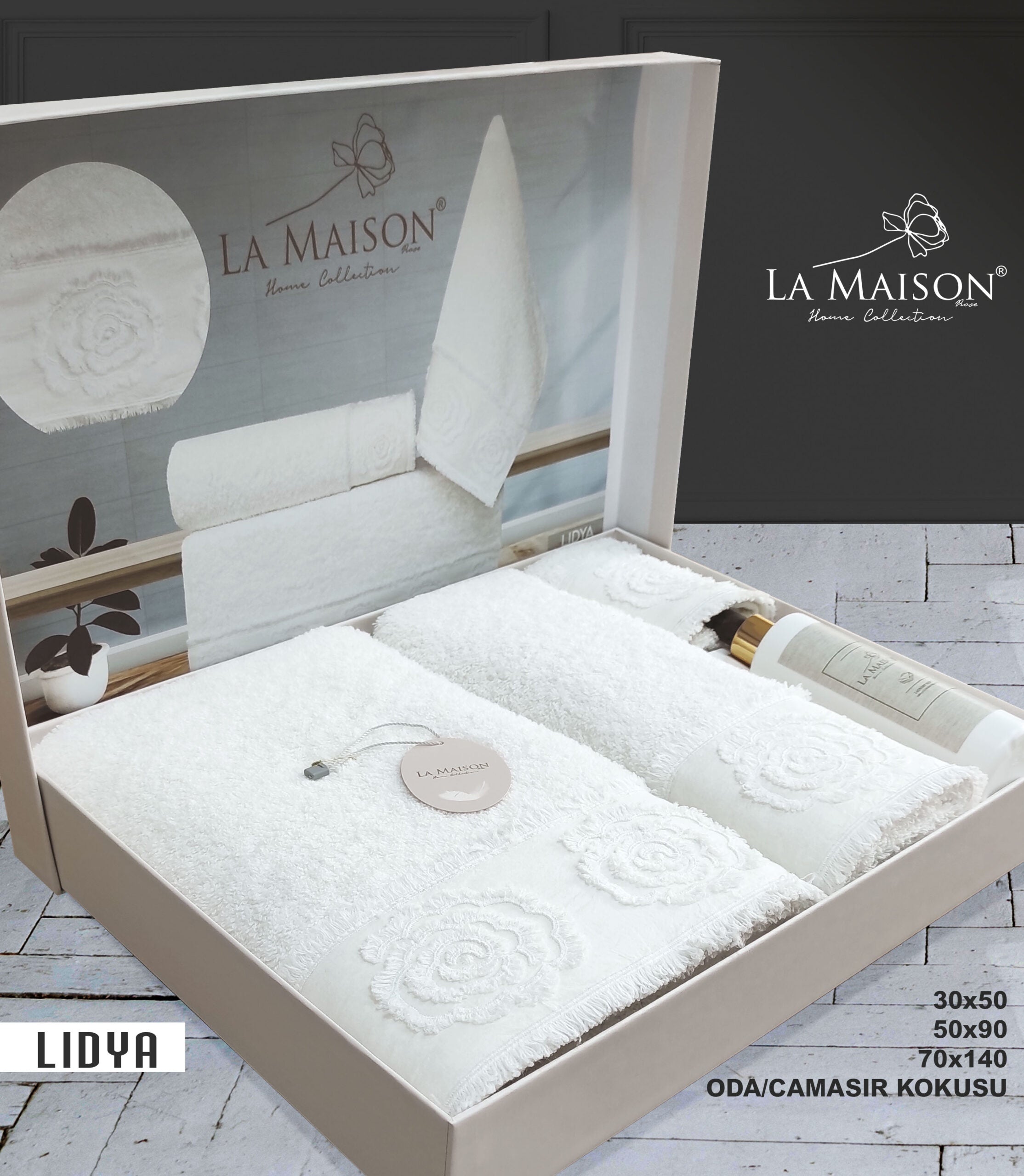 Подарунковий набір рушників La Maison, 3 шт. з ароматом Lidya