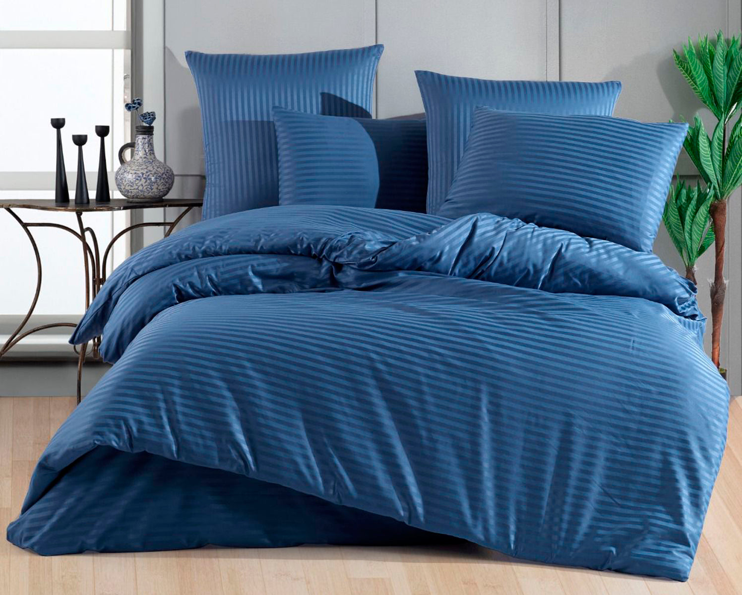 Постільна білизна Venica Mascuse Satin 200х220 см, простирадло 180х200+30 см Indigo
