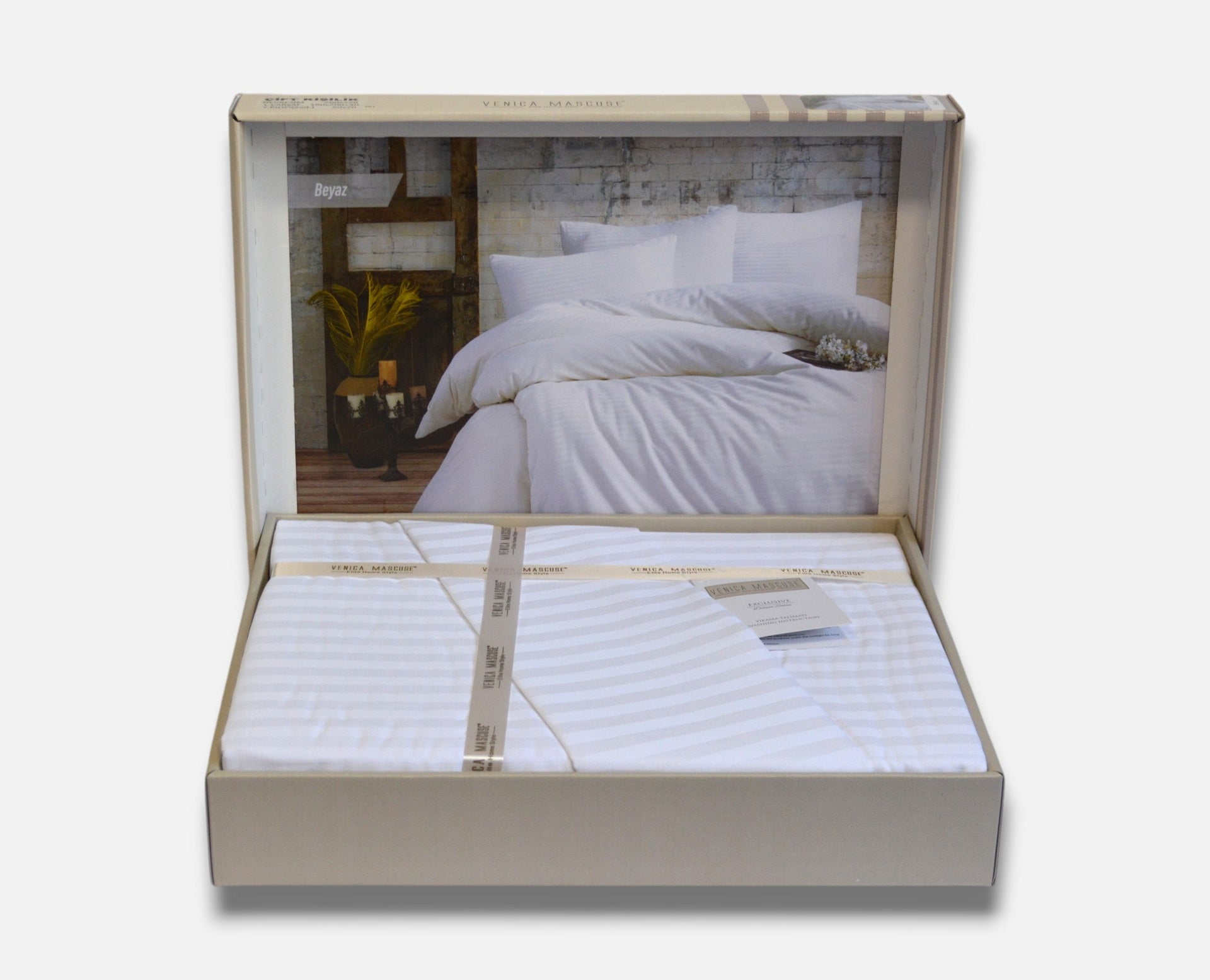 Постільна білизна Venica Mascuse Satin 200х220 см, простирадло 160х220+30 см Beyaz