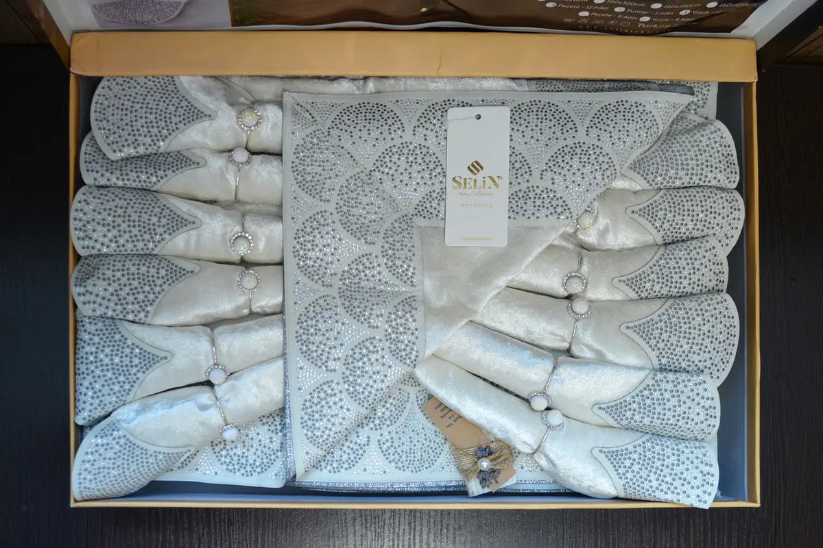 Велюрова скатертина з ранером Selin Derya Set 160×220+8 серветок