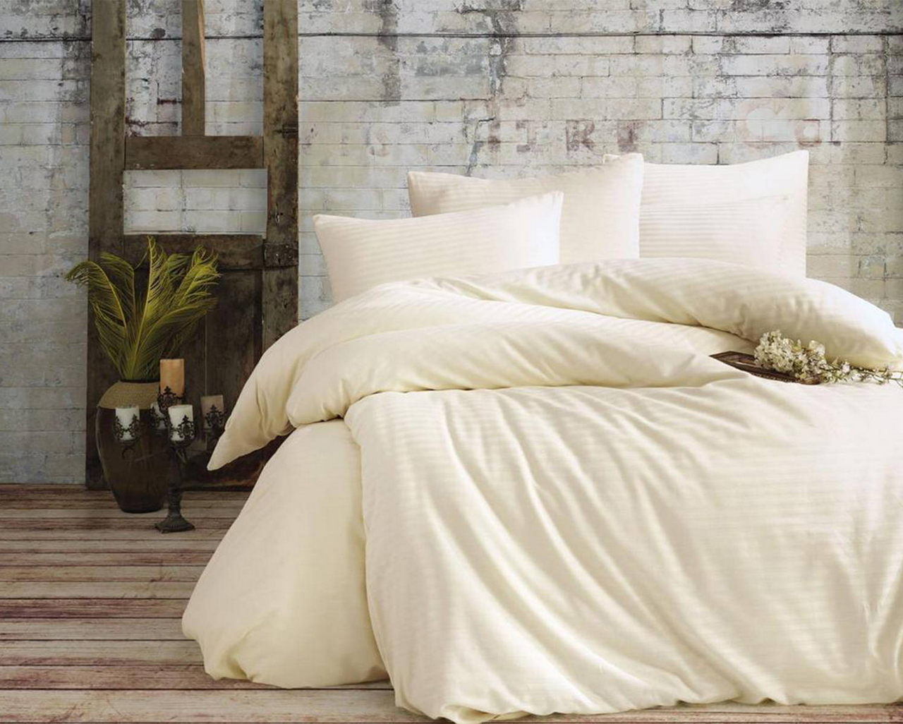 Постільна білизна Venica Mascuse Satin 200х220 см, простирадло 160х220+30 см Krem