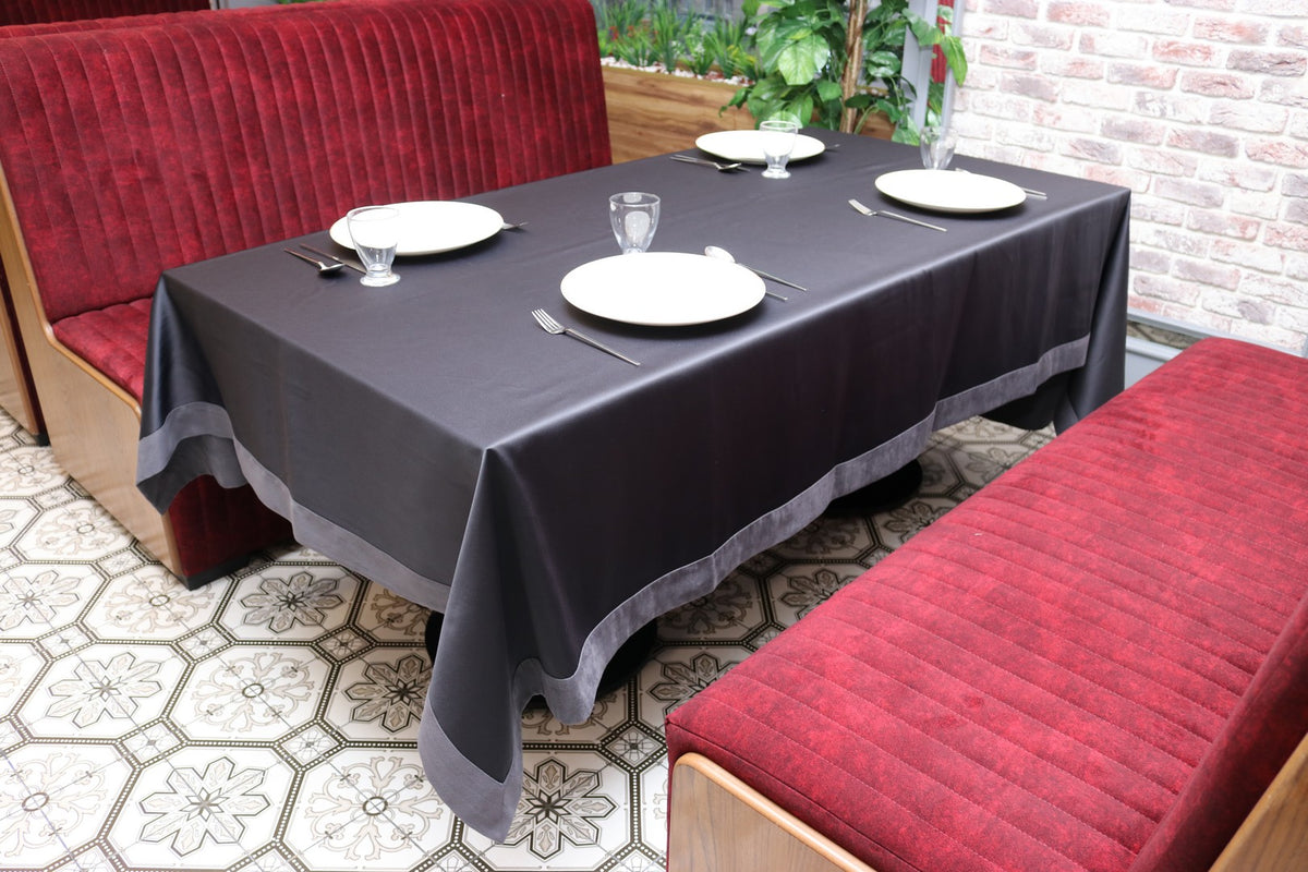 Скатертина двостороння Kayra Blackout 160×285 см