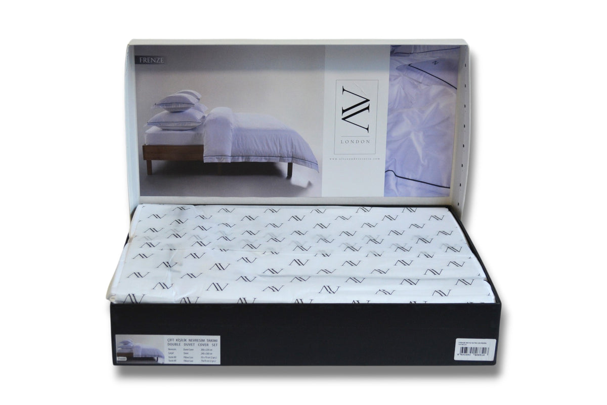 Постільна білизна Alice and Victoria 200 х 220 см Frenze