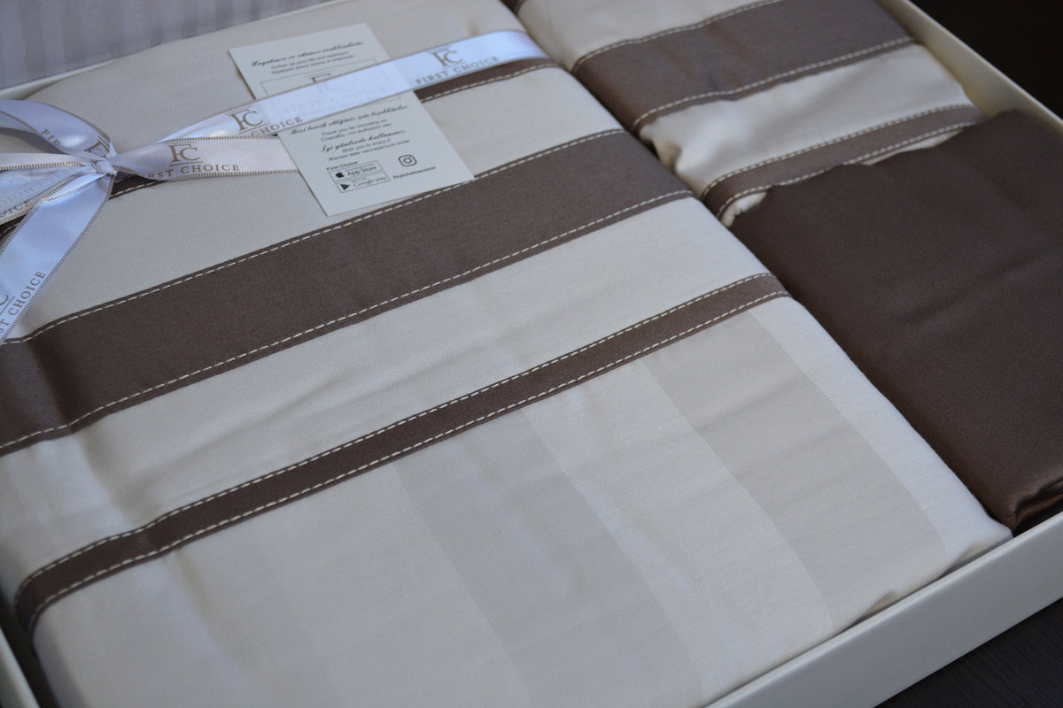 Комплект постільної білизни First Choice Deluxe Satin 160х220 Artwel Champagne