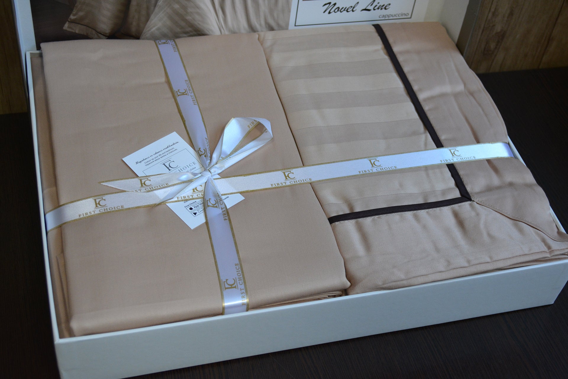 Комплект постільної білизни First Choice Deluxe Satin 200х220 Nove Line Cappuccino
