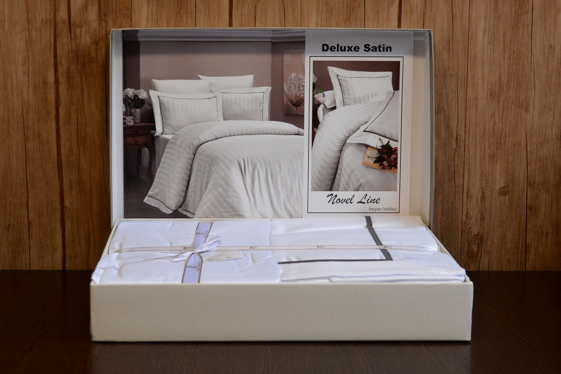 Комплект постільної білизни First Choice Deluxe Satin 200х220 Nove Line White