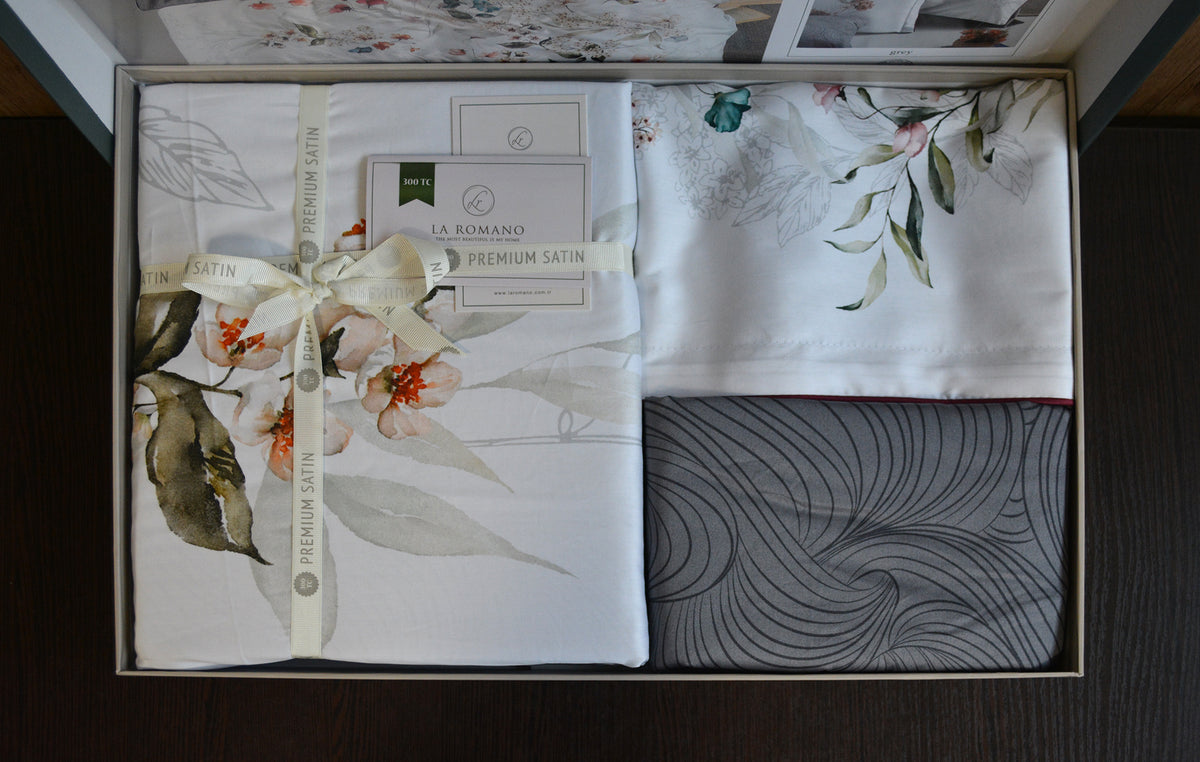 Постільна білизна La Romano Premium Satin 200×220 см Floral Grey
