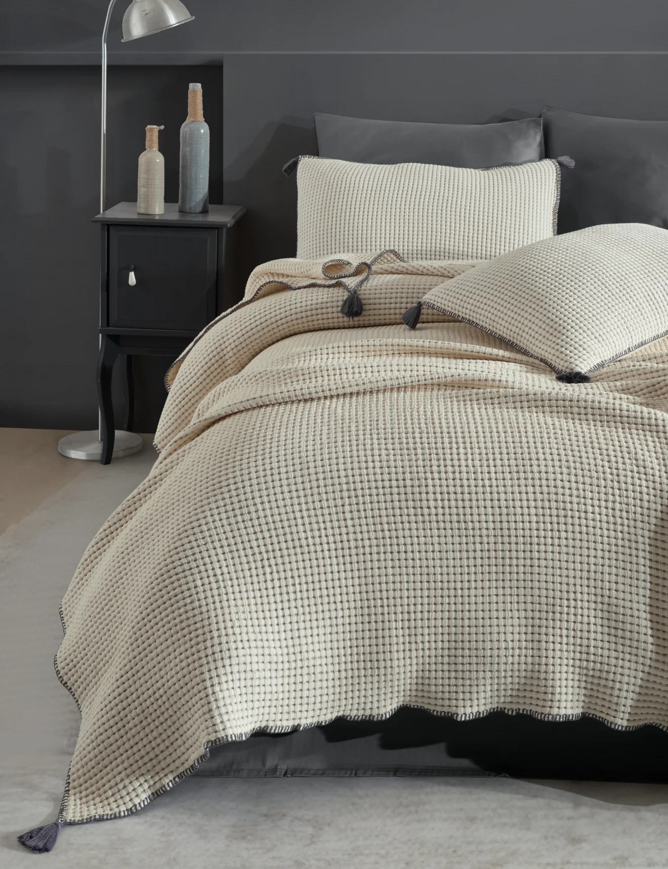 Постільна білизна з покривалом Dantela Satin 240 x 260 см Drina Antrasit