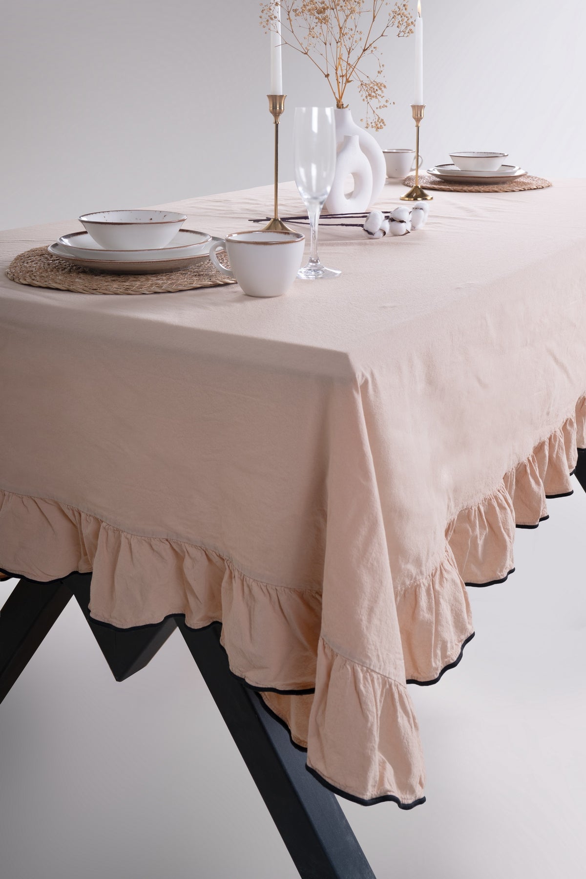 Скатертина з вареної бавовни Limasso Exclusive Esualte 160×220 см. Akdeniz Bej