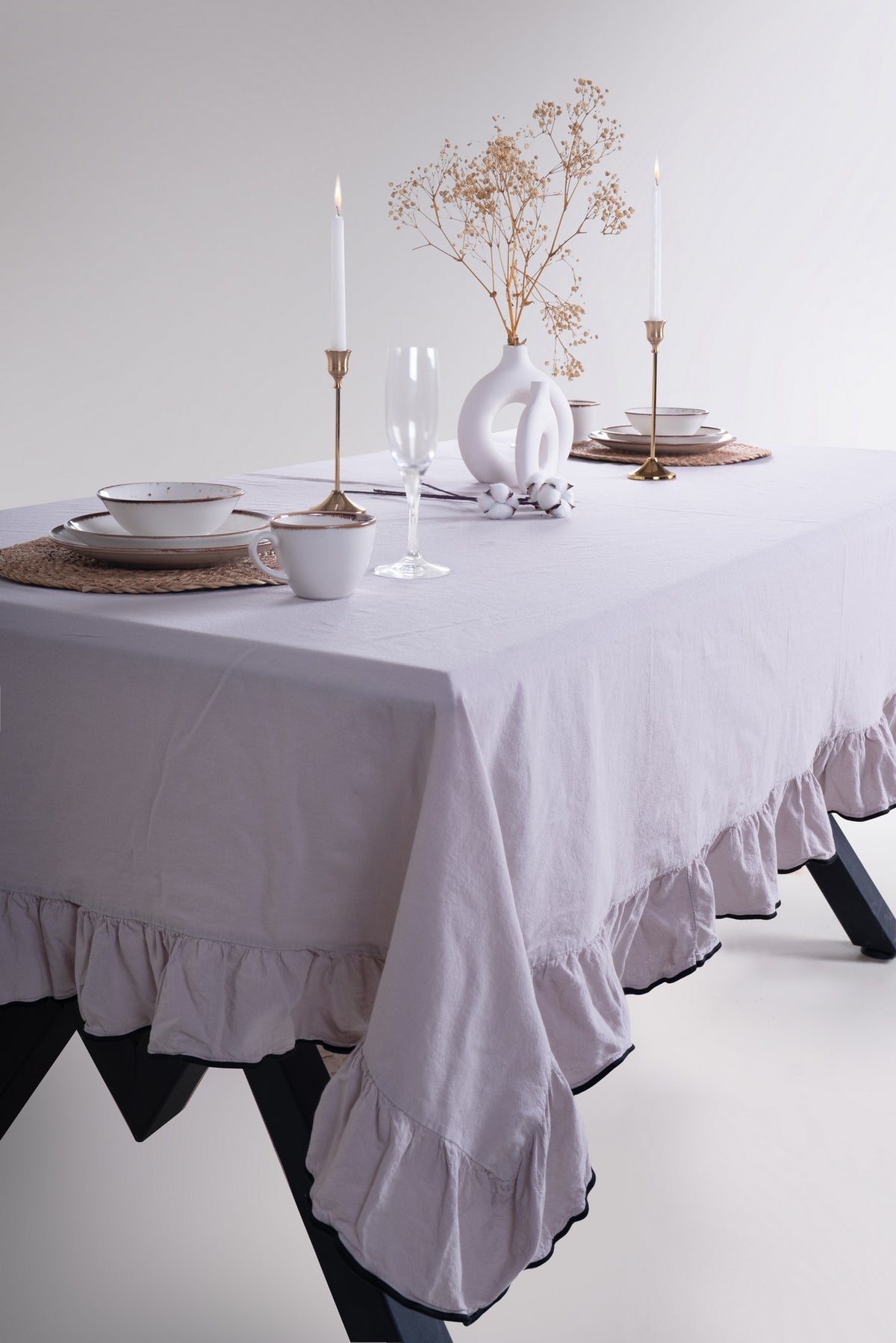 Скатертина з вареної бавовни Limasso Exclusive Esualte 160×220 см. Opal Grey