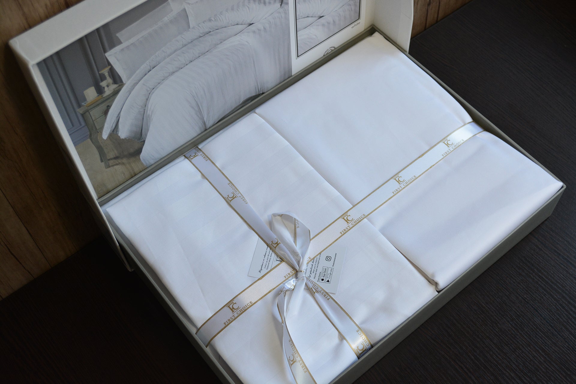 Постільна білизна First Choice Cotton Satin 200х220 Broad Line White