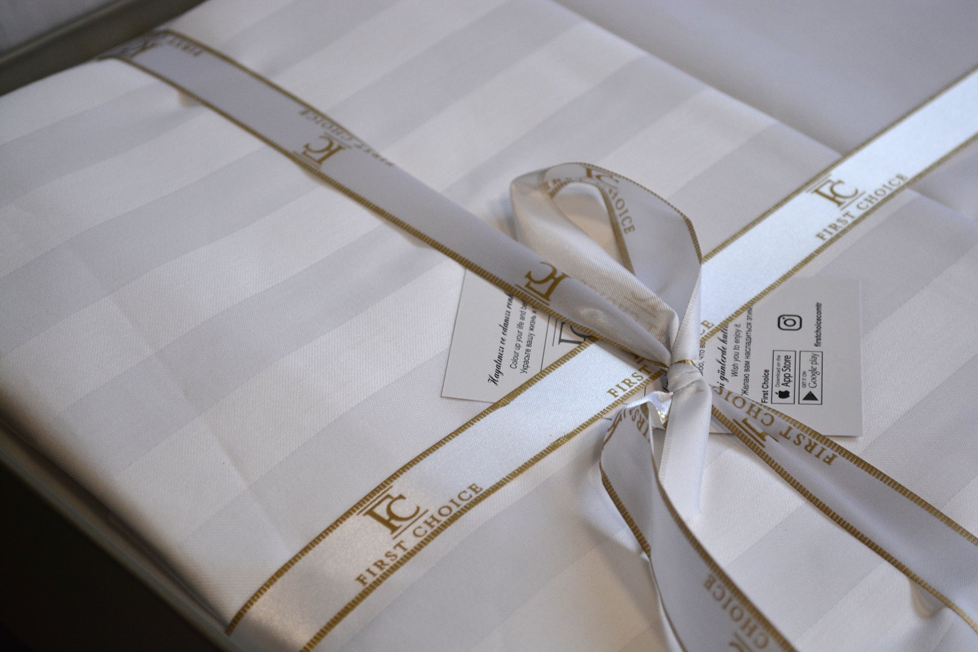Постільна білизна First Choice Cotton Satin 200х220 Broad Line White