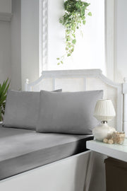 Сатинове простирадло 180х200см на гумці з наволочками First Choice - Grey