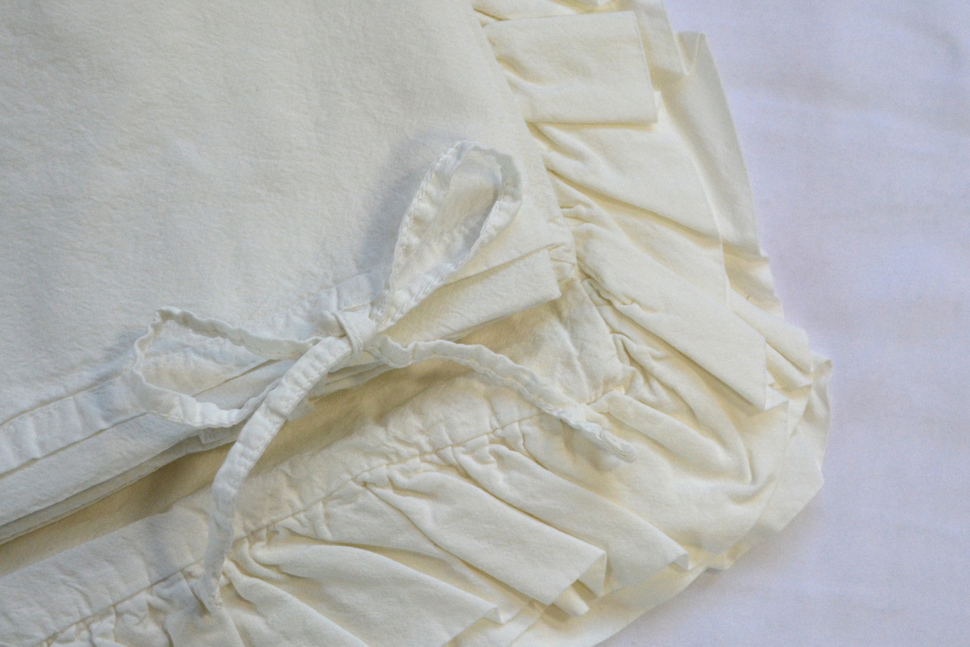 Постільна білизна Issimo Frill Poplin 200 х 220 см Vanilla