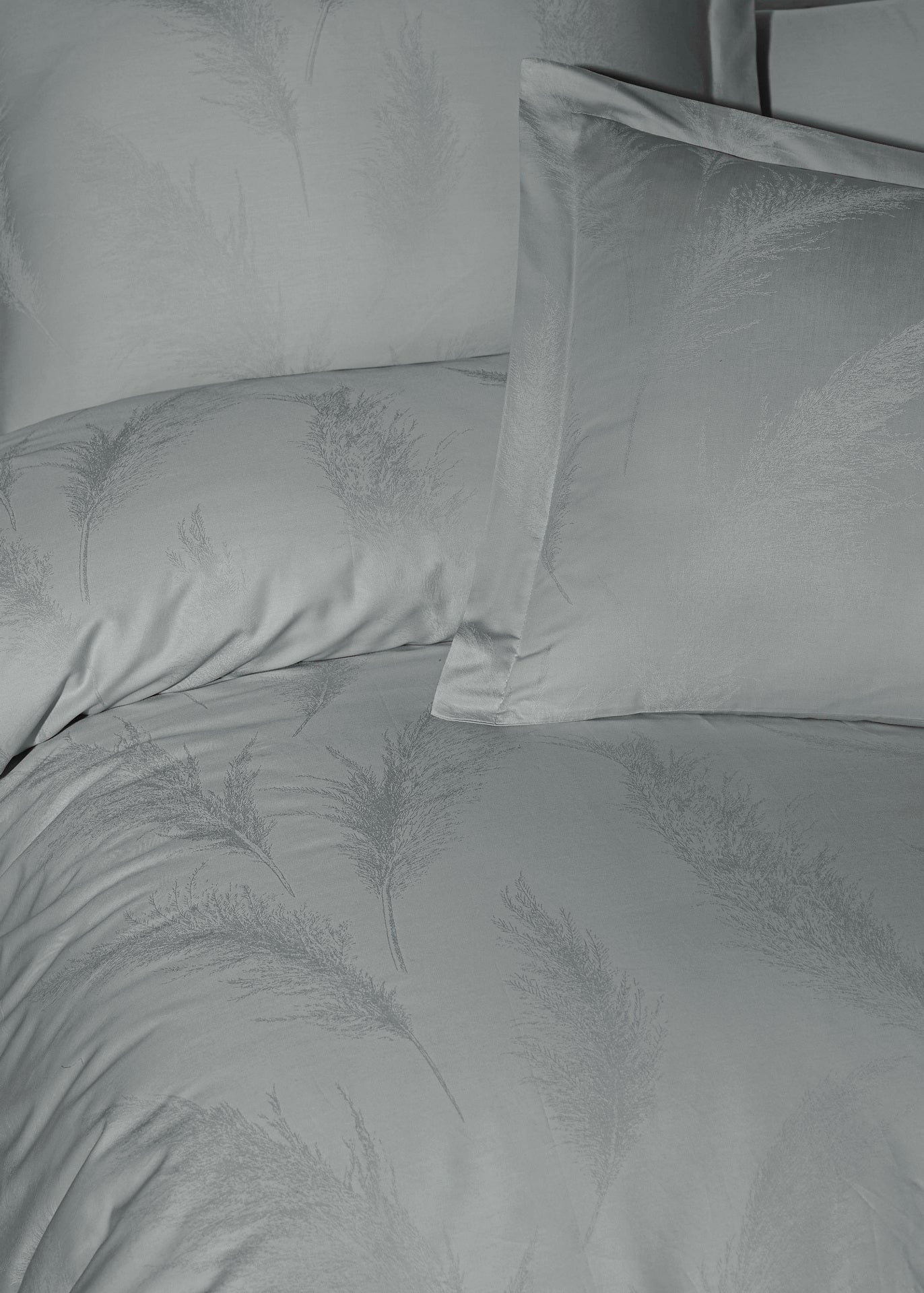 Комплект постільної білизни Saheser Delux Jacquard 300 TC 200х220 см Hazel Gri