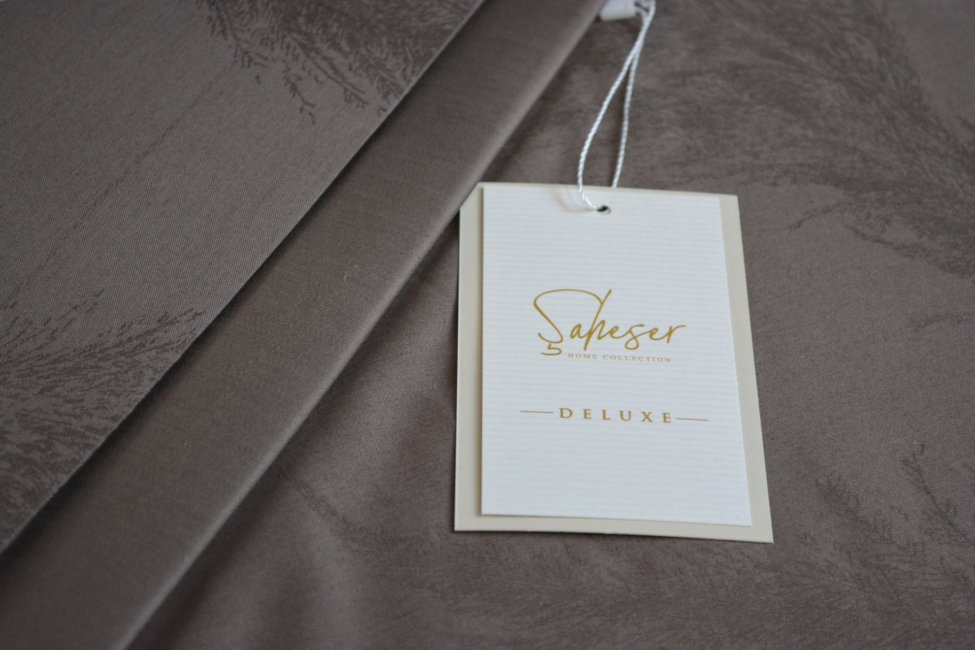 Комплект постільної білизни Saheser Delux Jacquard 300 TC 200х220 см Hazel Vizon