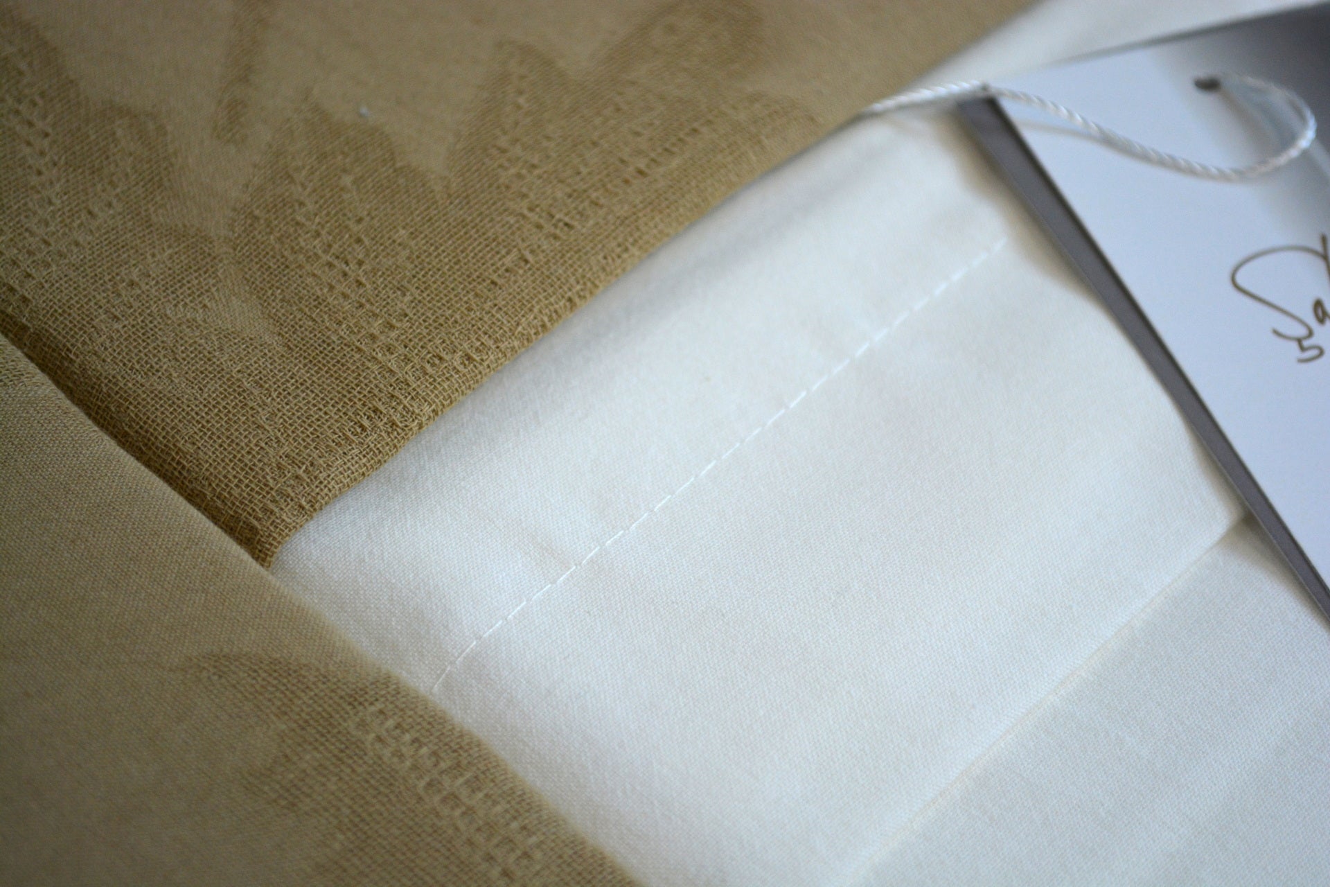 Постільна білизна Saheser Luxury Jacquard 200 х 220 см Hanna