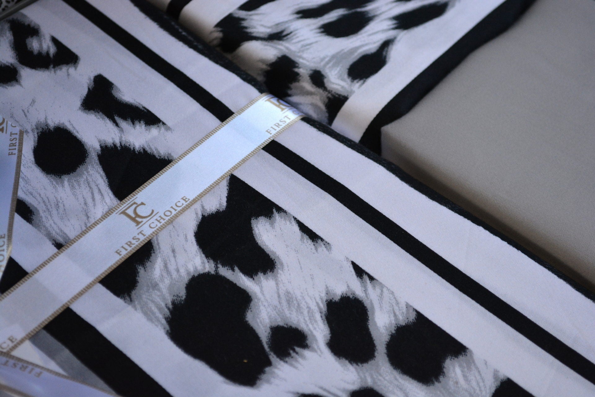 Постільна білизна First Choice Cotton Satin 200х220 Leopard Black