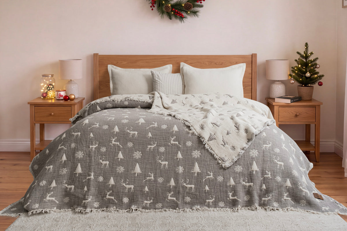Муслінове новорічне покривало Saheser Merry 240 х 260 см. Light Grey
