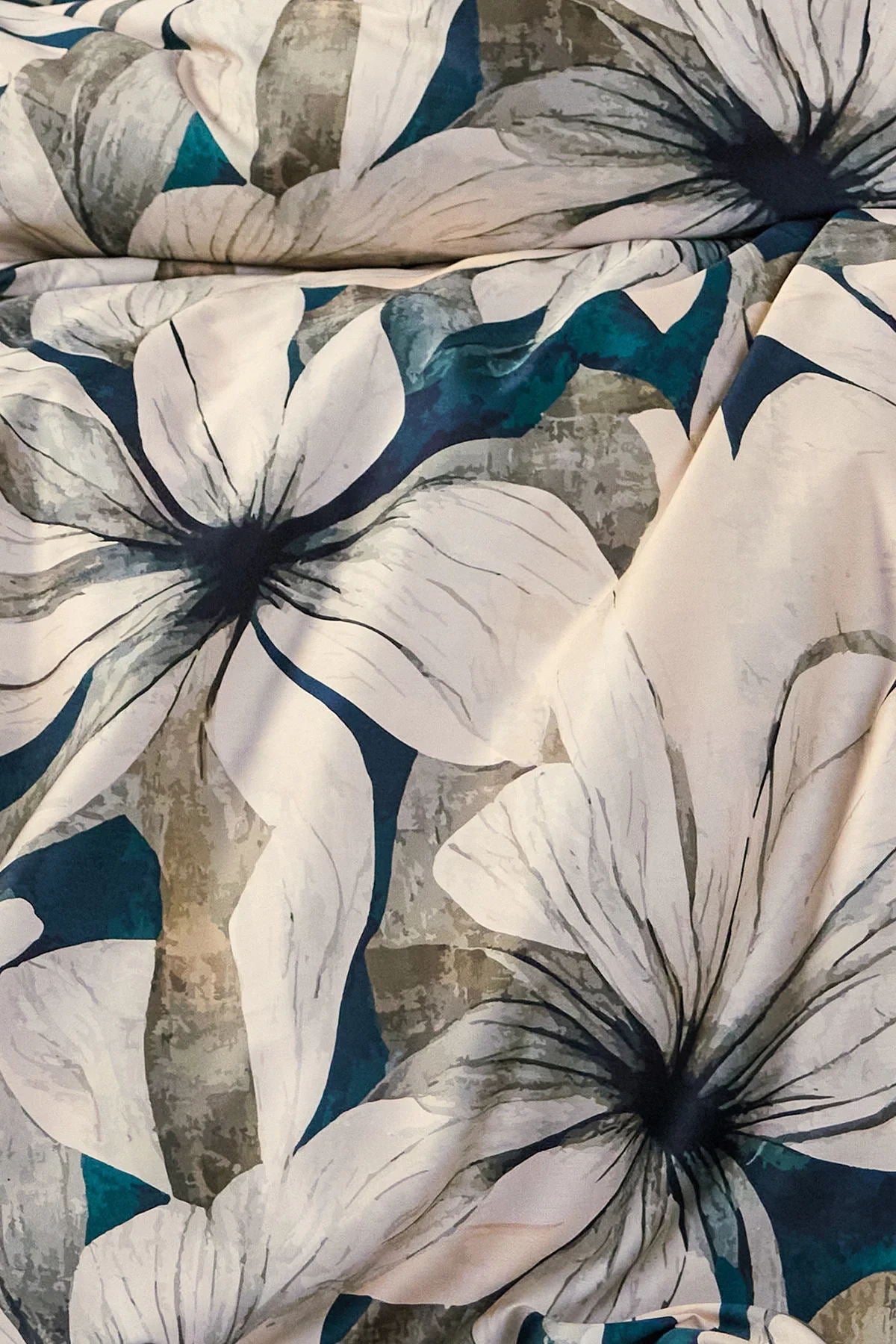 Комплект постільної білизни Issimo Digital Satin 200х220 см Majorelle