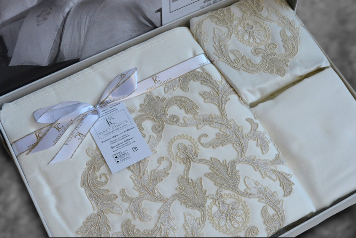 Постільна білизна First Choice V.I.P Satin Moonlight 200 х 220 см Mirabel Krem