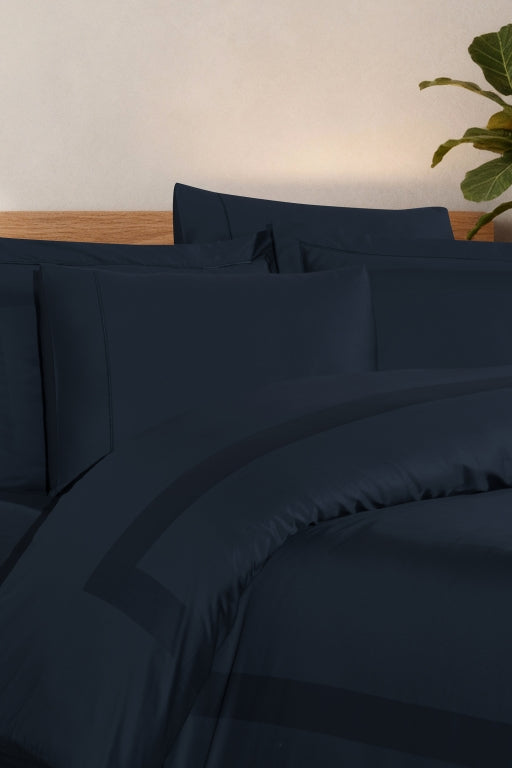Постільна білизна La Romano Mona Premium Satin 300TC 200×220см  Montova Navy Blue