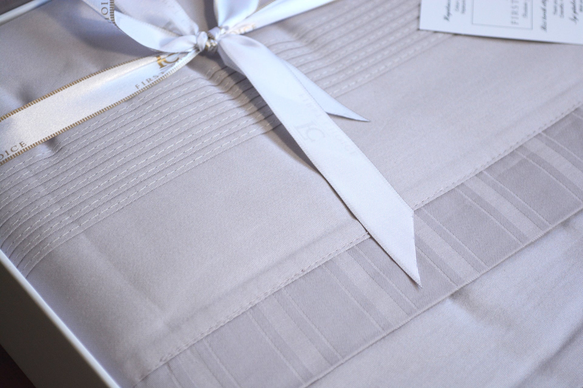 Комплект постільної білизни First Choice Deluxe Satin 200х220 New Treand Raindrops