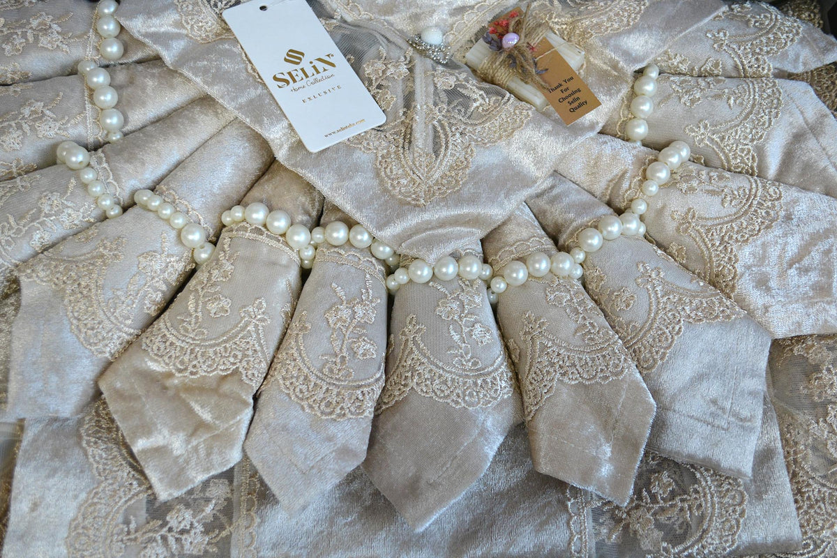 Велюрова скатертина з ранером Selin Aylin Set 160×300+12 серветок Бежева