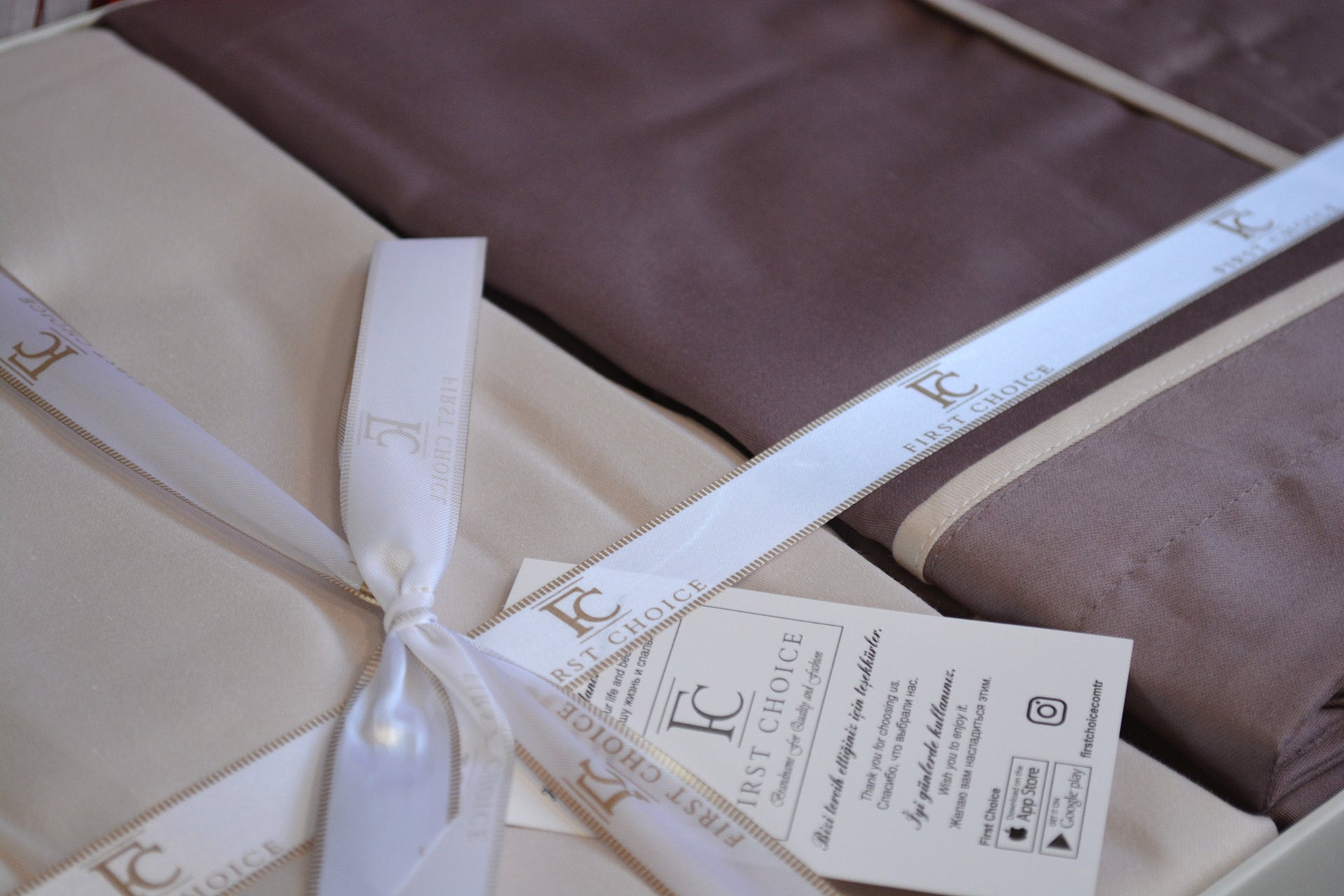 Комплект постільної білизни First Choice Deluxe Satin 200х220 Serenity Lilac Beige