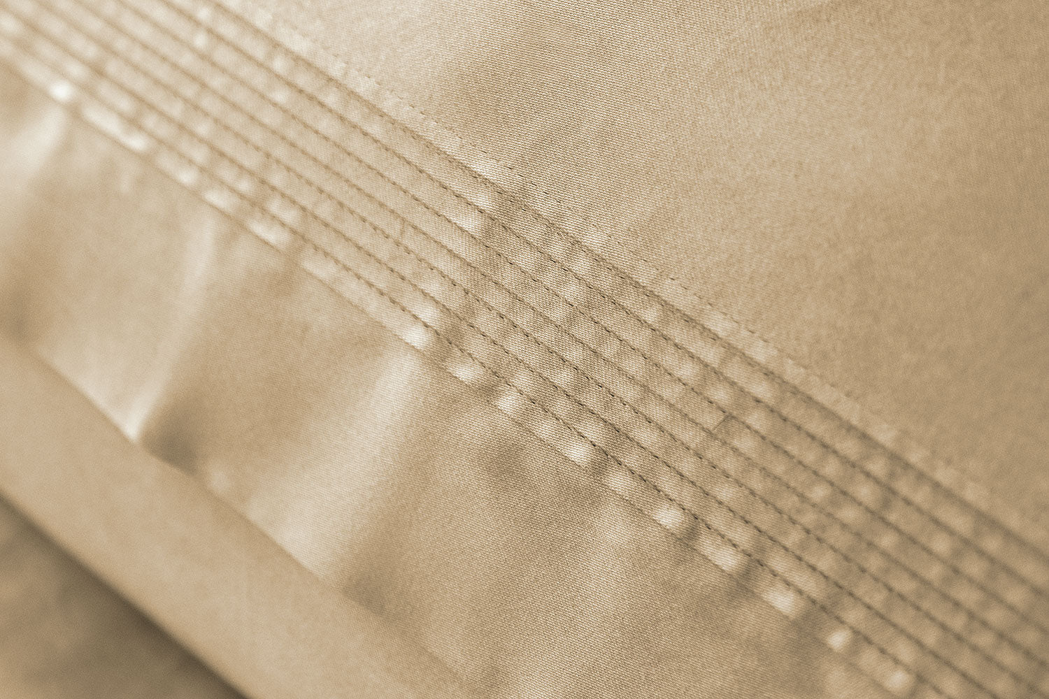 Комплект постільної білизни Issimo Toned Craft Satin 300 TC 200х220 см Talisker Beige