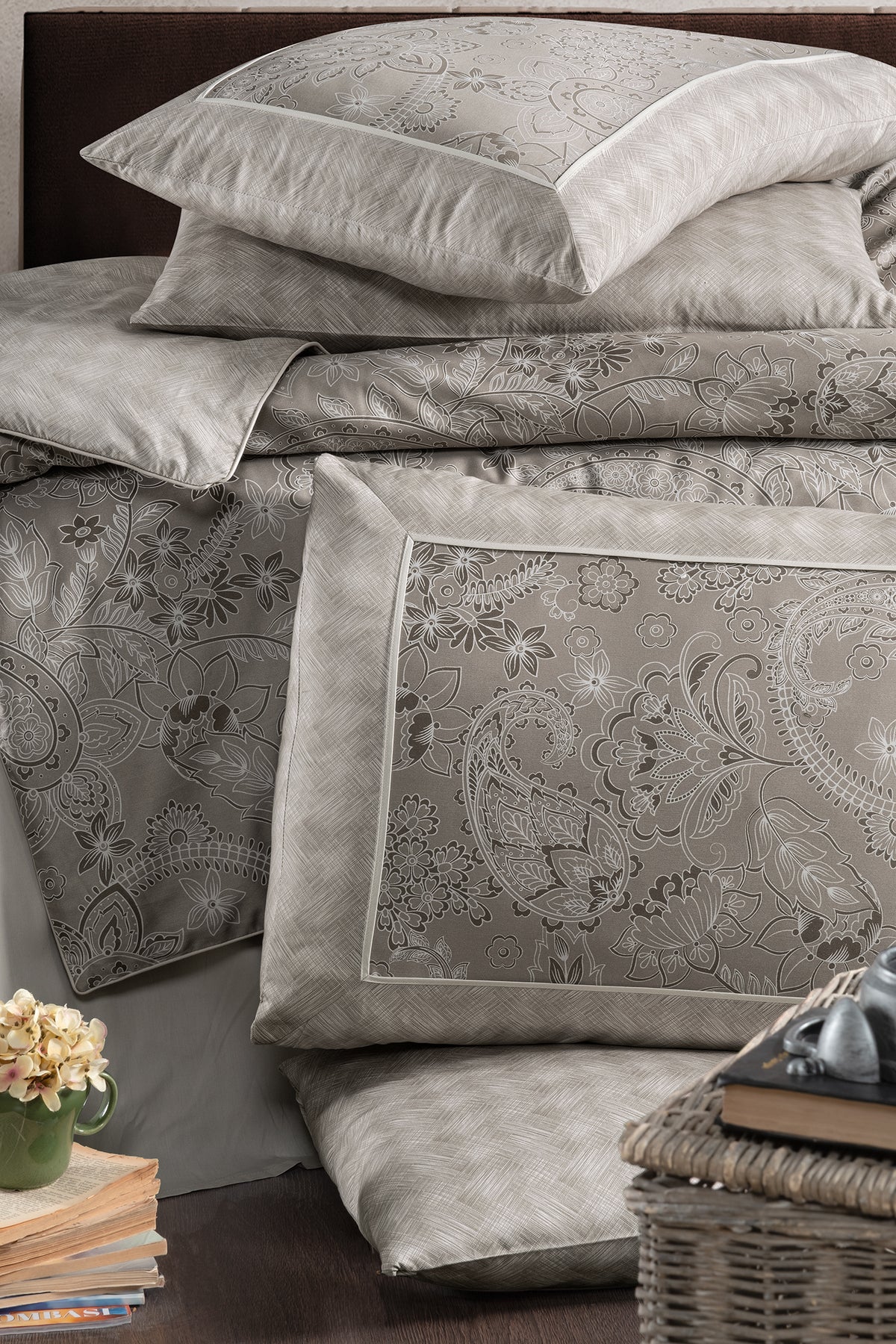 Постільна білизна La Romano Premium Satin 200×220 см Theron Rock