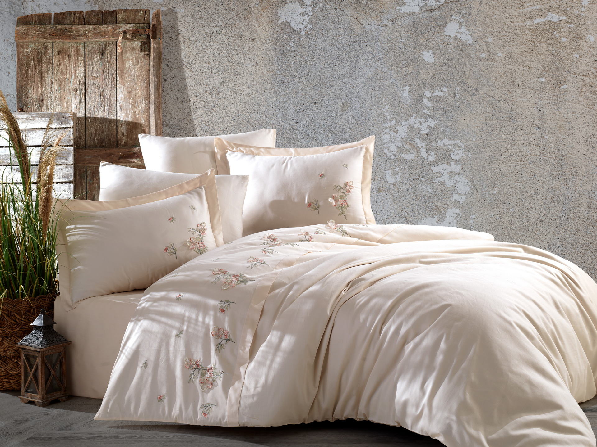Комплект постільної білизни Maribor Exclusive Satin  200х220 см Venus Sampanya