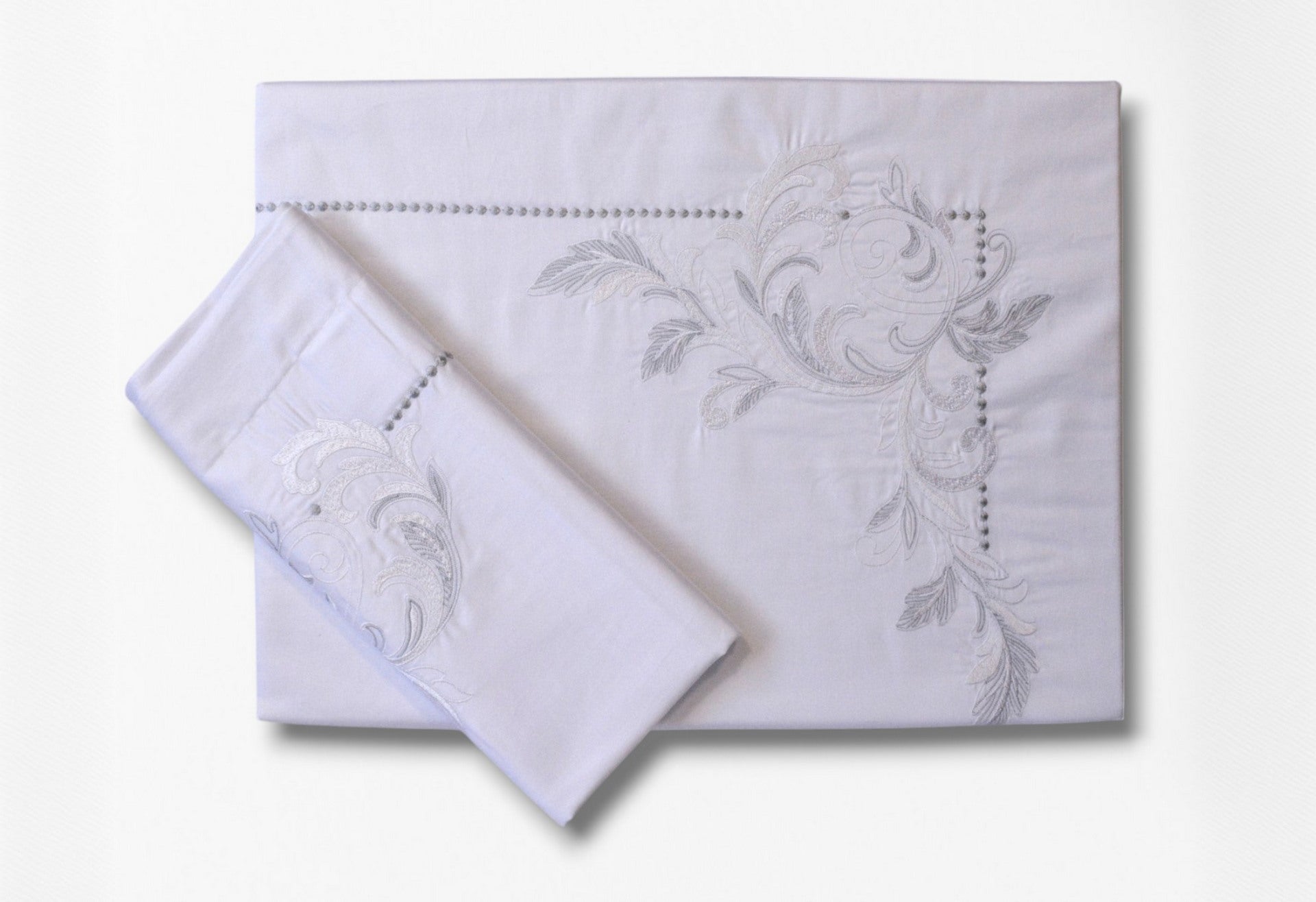 Комплект постільної білизни Issimo  Embroidered Satin 200х220 см Voyant Classic