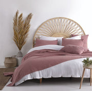 Покривало з наволочками Limasso 240×260 см. Ambiance Old Rose