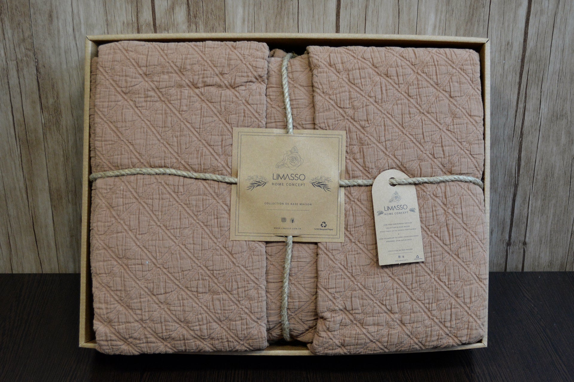 Покривало з наволочками Limasso 240x260 см. Cambridge - Персиковий