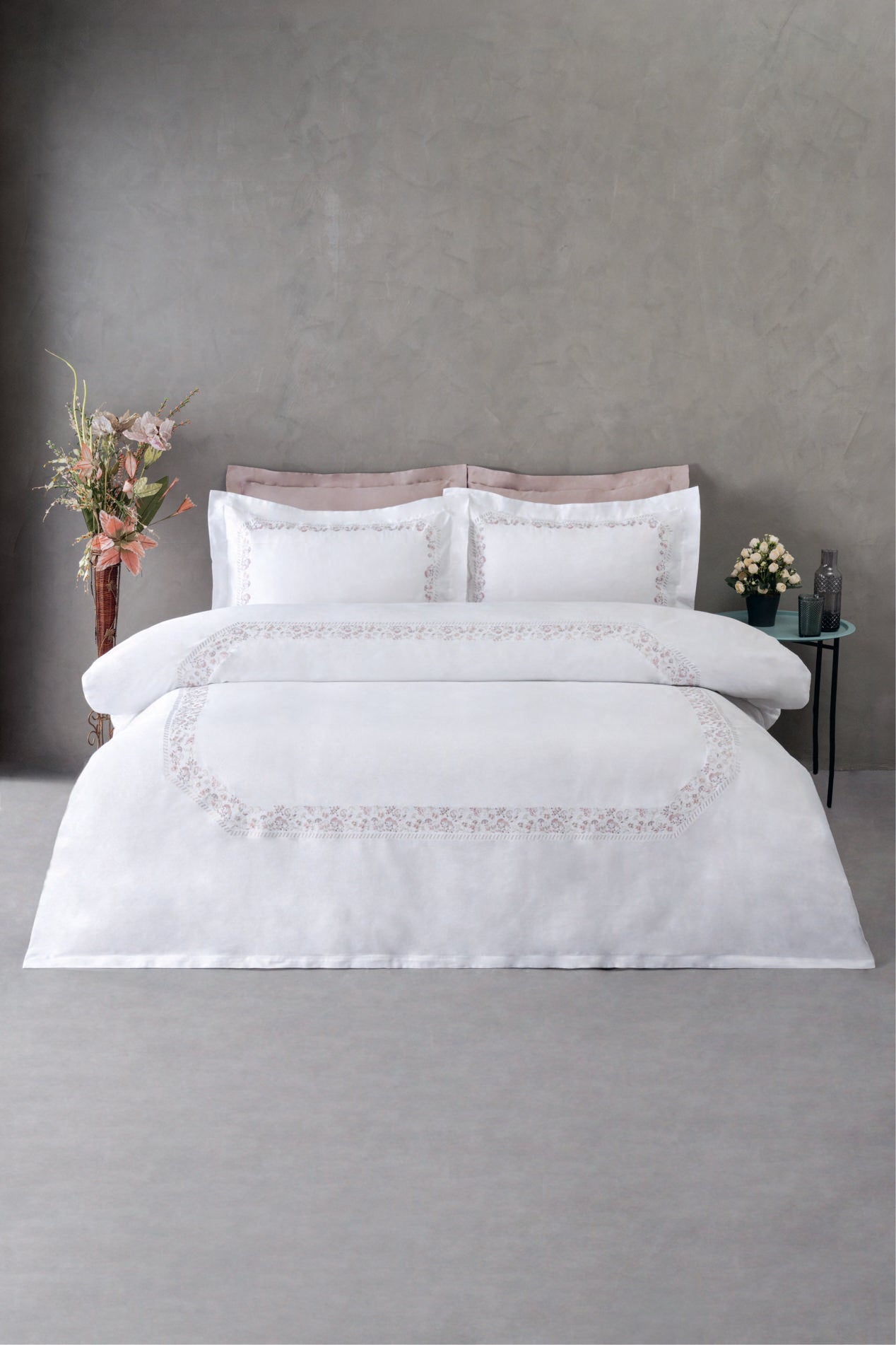 Комплект постільної білизни Dantela Digital Satin 200х220 см Delia Pudra