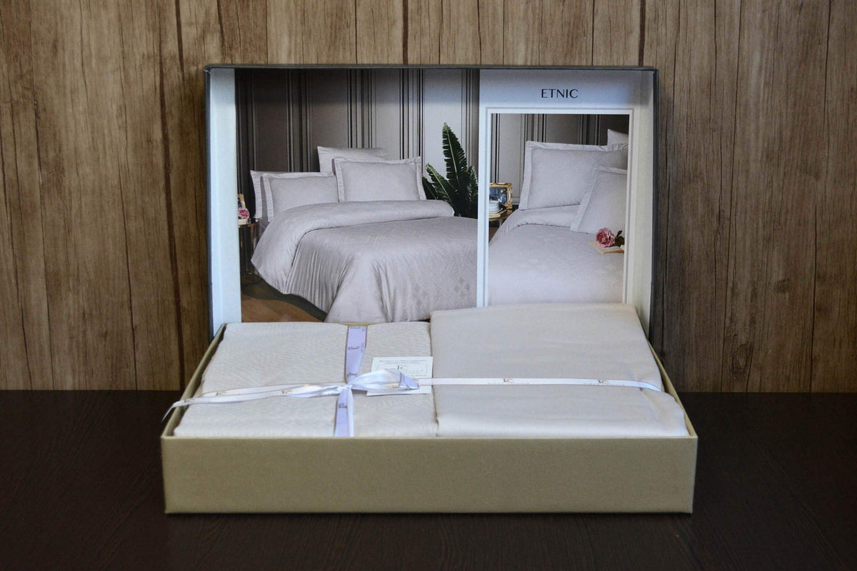Постільна білизна First Choice Jacquard Satin 200 х 220 см Etnic Beige