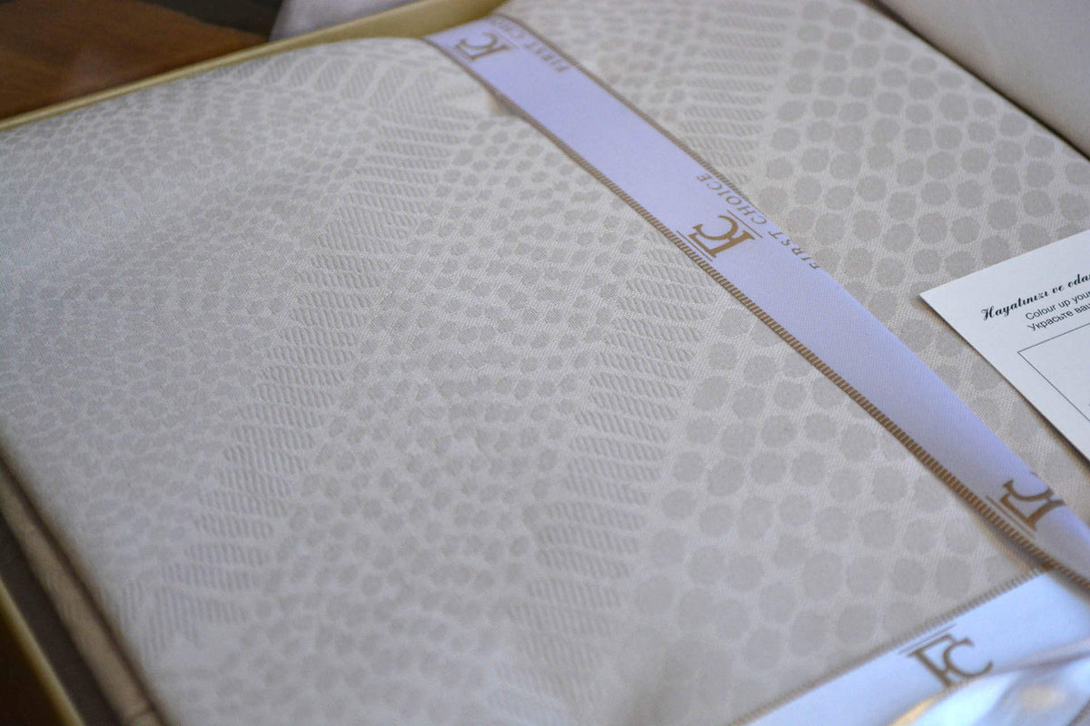 Постільна білизна First Choice Jacquard Satin 200 х 220 см Etnic Beige