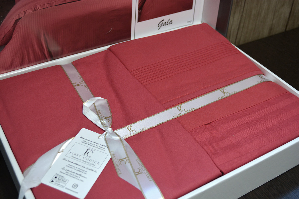 Постільна білизна First Choice Ranforce Deluxe DARK 200 х 220 см Gala Red
