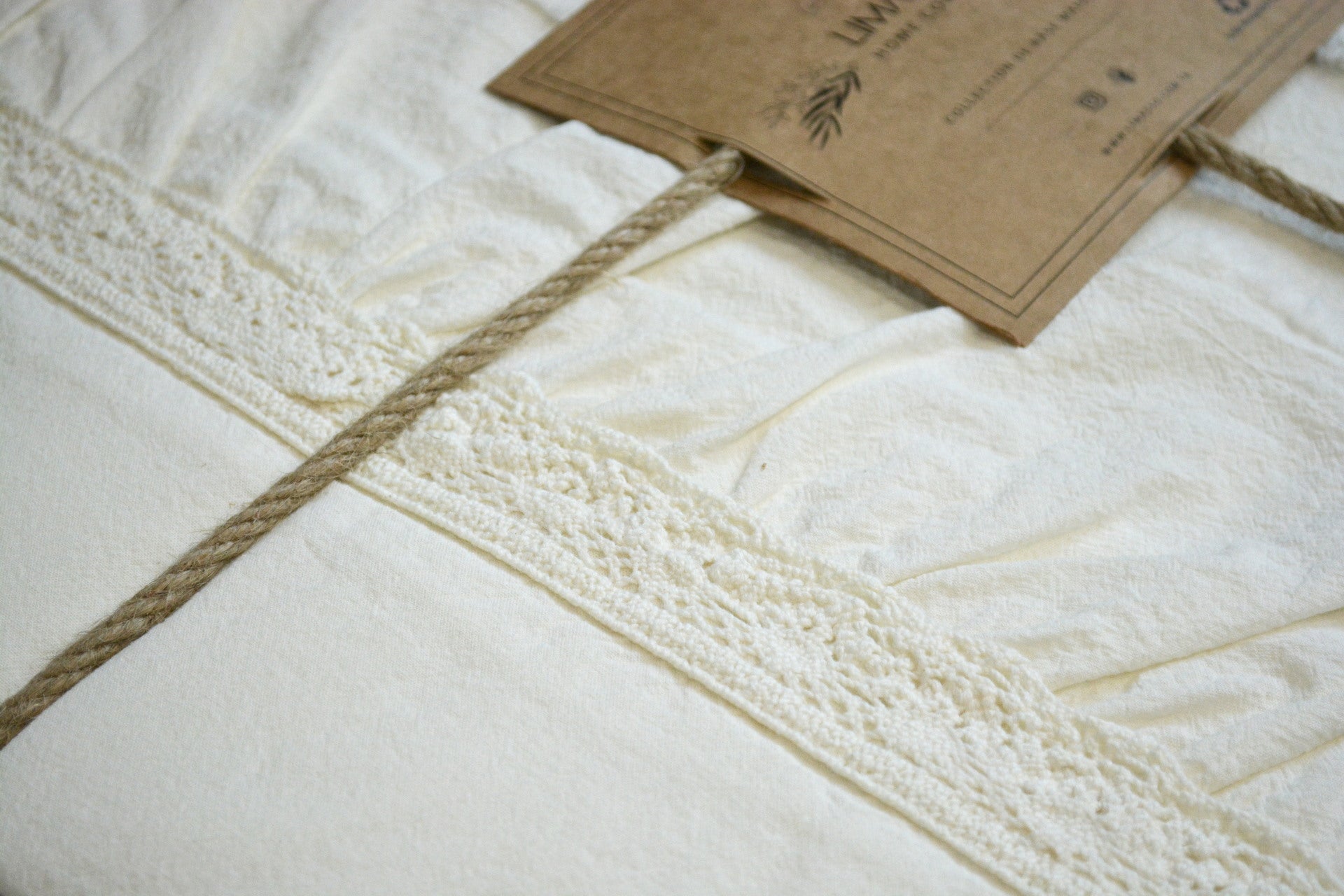 Постільна білизна Limasso Stonewashed Francesca 200 х 220 см Snow White