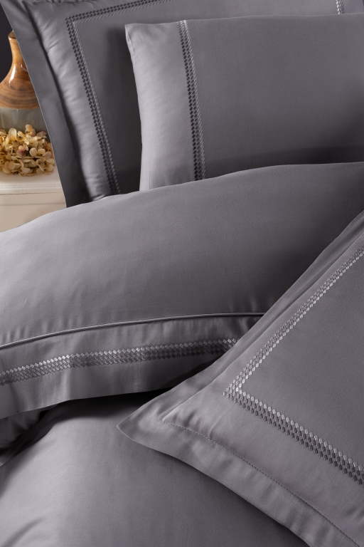 Постільна білизна First Choice V.I.P Satin Moonlight 200 х 220 см Gomez Quicksilver