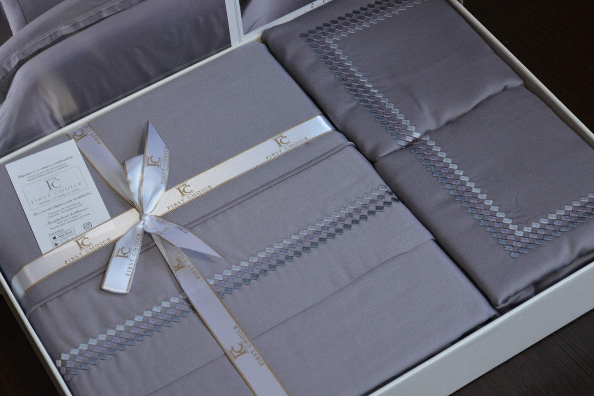Постільна білизна First Choice V.I.P Satin Moonlight 200 х 220 см Gomez Quicksilver
