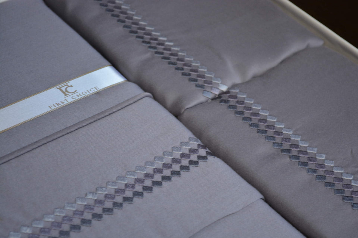 Постільна білизна First Choice V.I.P Satin Moonlight 200 х 220 см Gomez Quicksilver