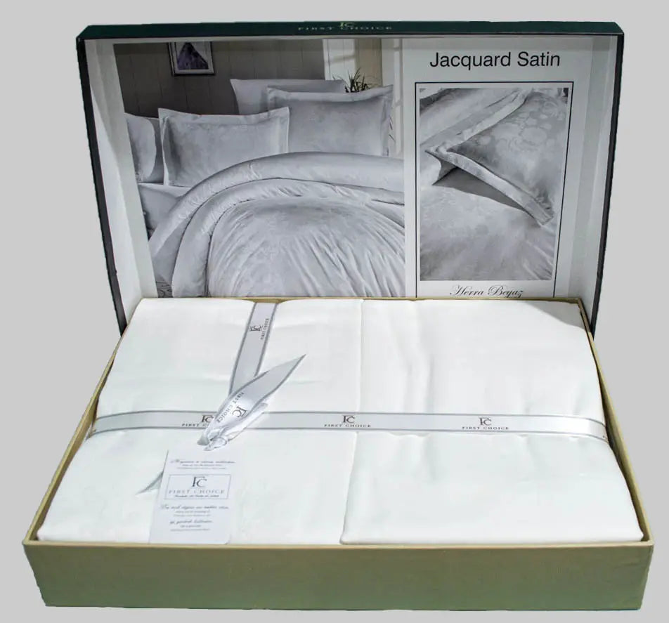 Постільна білизна First Choice Jacquard Satin 200 х 220 см Herra White