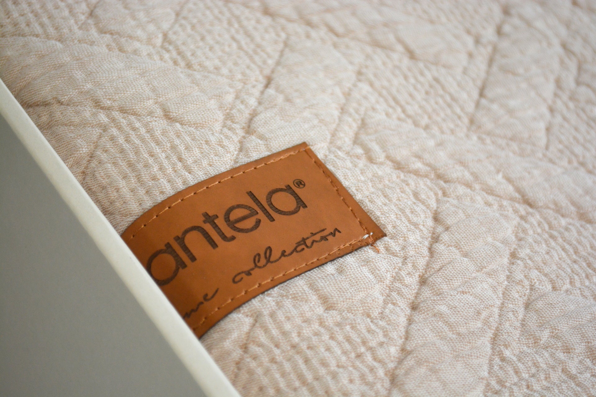 Постільна білизна з покривалом Dantela Satin 200 x 220 см Lavinya Bej