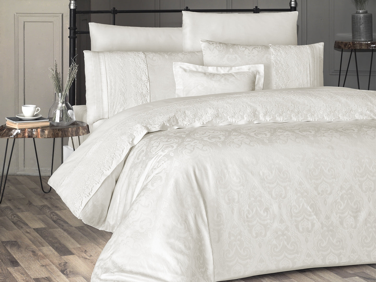 Постільна білизна First Choice V.I.P Satin Moonlight 200 х 220 см Jully