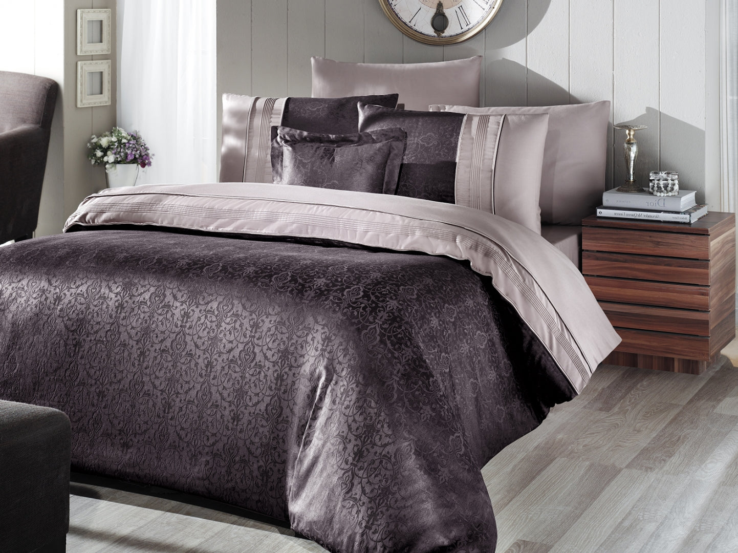 Постільна білизна First Choice V.I.P Satin Moonlight 200 х 220 см London Brown