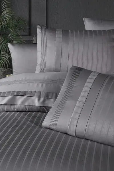 Комплект постільної білизни First Choice Deluxe Satin DARK 200х220 New Trend Quick Silver
