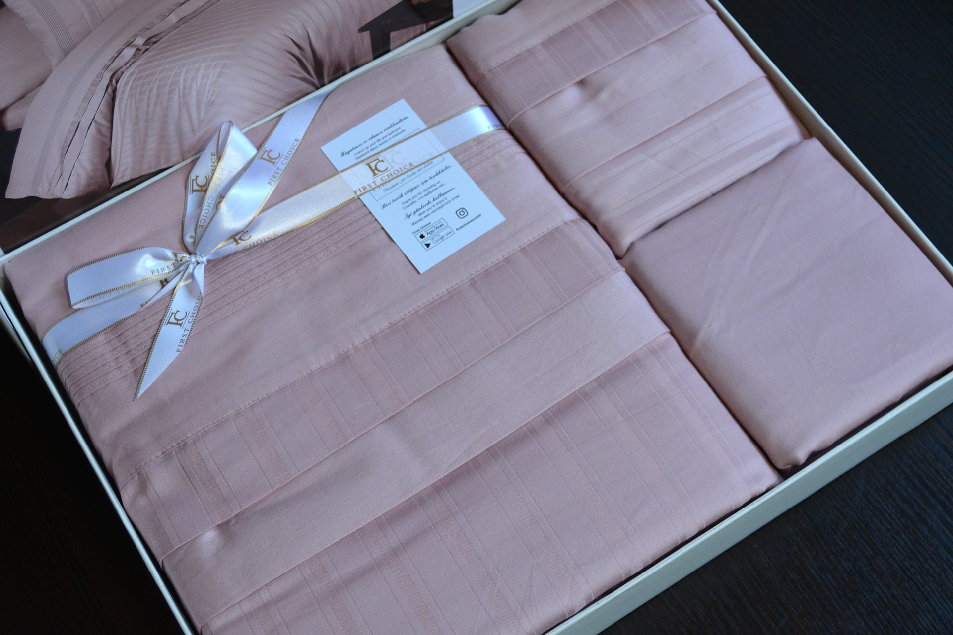 Комплект постільної білизни First Choice Deluxe Satin 200х220 New Treand Powder