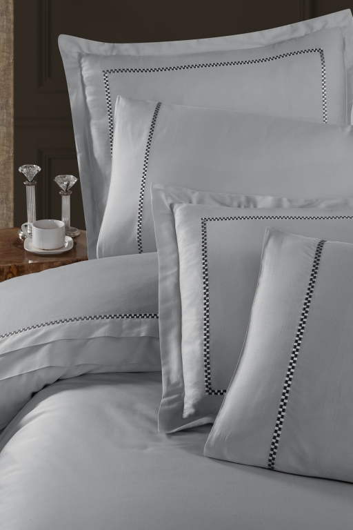 Постільна білизна First Choice V.I.P Satin Moonlight 200 х 220 см Pierre Grey